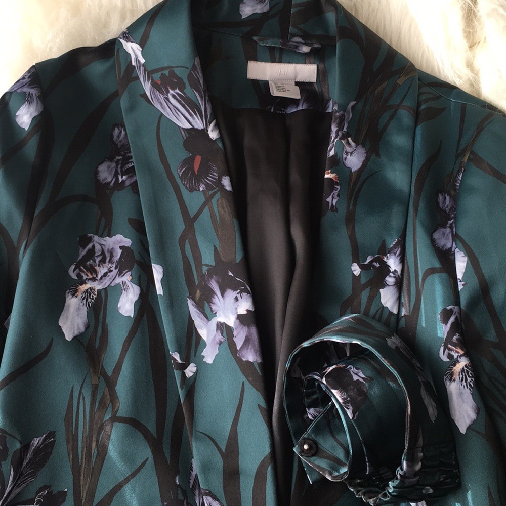Silk blazer